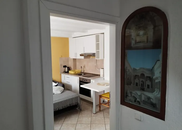 Marta Apartment *